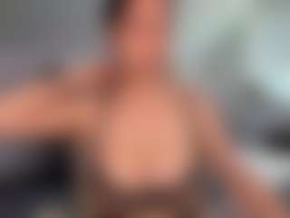 Ann Angel Q's Live Sex Cam Show