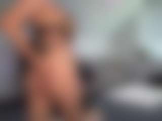 Ann Angel Q's Live Sex Cam Show
