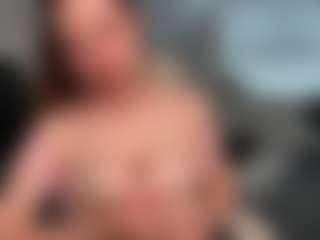 Ann Angel Q's Live Sex Cam Show