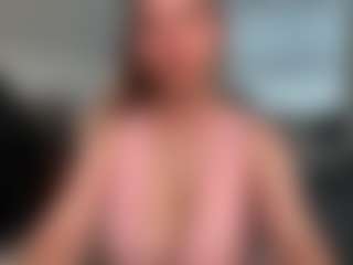 Live cam show with Ann Angel Q - Blowjob on Camsoda