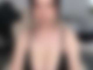 Ann Angel Q's Live Sex Cam Show