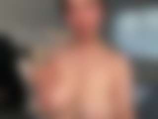 Ann Angel Q's Live Sex Cam Show
