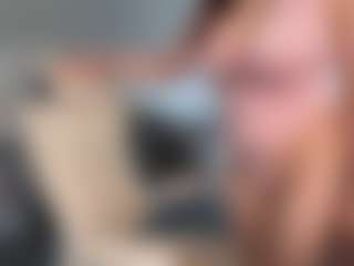 Ann Angel Q's Live Sex Cam Show