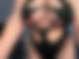 Ann Angel Q's Live Sex Cam Show
