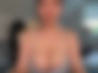 Ann Angel Q's Live Sex Cam Show