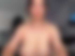 Ann Angel Q's Live Sex Cam Show