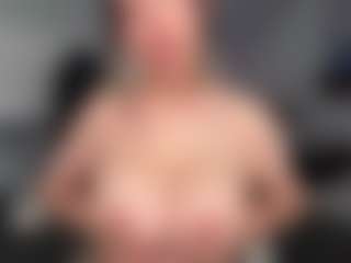 Ann Angel Q's Live Sex Cam Show