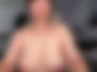 Ann Angel Q's Live Sex Cam Show