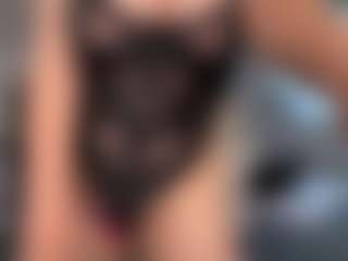Ann Angel Q's Live Sex Cam Show