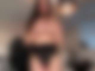 Ann Angel Q's Live Sex Cam Show