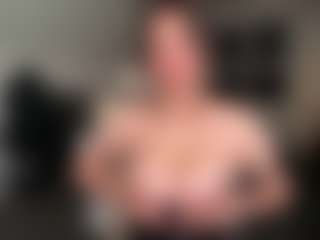 Ann Angel Q's Live Sex Cam Show