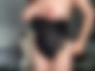 Ann Angel Q's Live Sex Cam Show