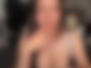 Ann Angel Q's Live Sex Cam Show