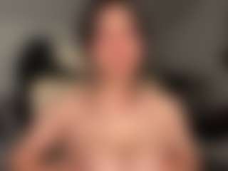 Ann Angel Q's Live Sex Cam Show