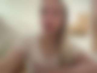 Live cam show with CaterinaVanderheyden - Ass Clapping on SxyPornLive