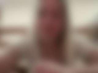Live cam show with CaterinaVanderheyden - New Bedroom on SxyPornLive