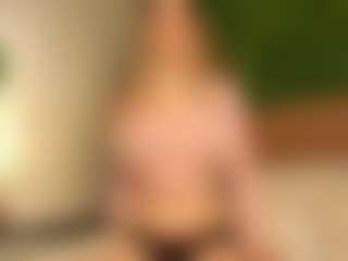 CatriceKniffin's Live Sex Cam Show