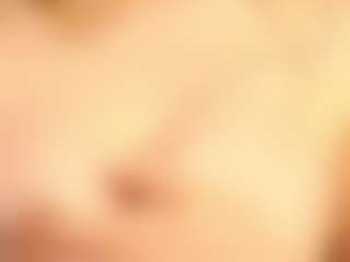 Live cam show with CatriceKniffin - Moaning on Camsoda