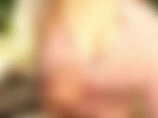 Live cam show with CatriceKniffin - Normal on livesuperchat.net