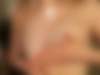 Live cam show with CatriceKniffin - Moaning on AdultVida.com