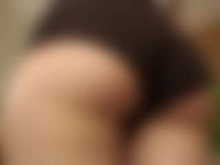 Live cam show with CatriceKniffin - Moaning on Camsoda