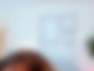 Live cam show with miss-amii - Shaved Pussy on Dolls Live