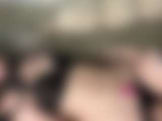 Live cam show with MolliePolich - Facial Piercings on sexylive.show