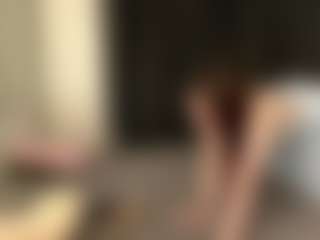 QuyenKolosky's Live Sex Cam Show