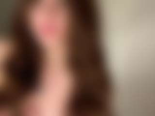 Live cam show with QuyenKolosky - Orgasm on intimatelivegirls.com