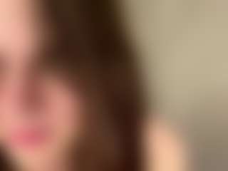 QuyenKolosky's Live Sex Cam Show