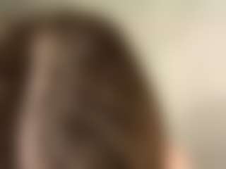 QuyenKolosky's Live Sex Cam Show