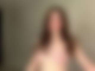 Live cam show with QuyenKolosky - Lovense Middle Aged on xxxlivecams.org