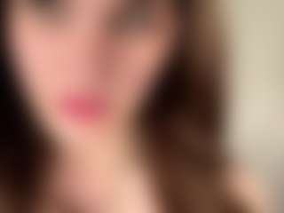Live cam show with QuyenKolosky - HD on Camsoda