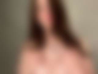 QuyenKolosky's Live Sex Cam Show
