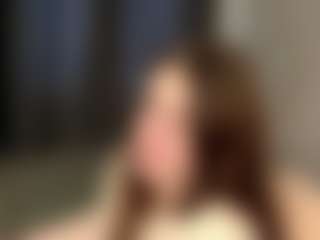 QuyenKolosky's Live Sex Cam Show
