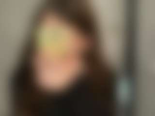 QuyenKolosky's Live Sex Cam Show