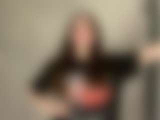 QuyenKolosky's Live Sex Cam Show