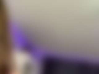 Live cam show with QuyenKolosky - Solo Ebony on Camsoda