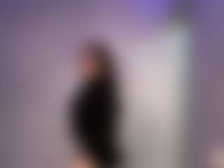 QuyenKolosky's Live Sex Cam Show