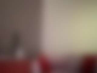 Live cam show with SusannahFleig - Dildo on SquirtSoMuch