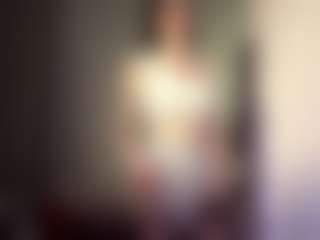 Live cam show with SusannahFleig - Skinny MILF on eurowanks.com