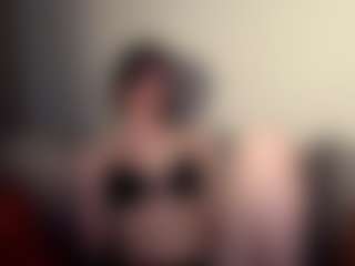 Live cam show with SusannahFleig - Lovense Middle Aged on CamClone