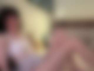 Live cam show with SusannahFleig - New MILF on AdultVida.com