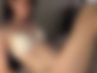 Live cam show with SusannahFleig - MILF Teen (18+) on sexylive.show