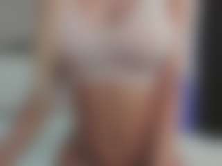 Breeze-see's Live Sex Cam Show