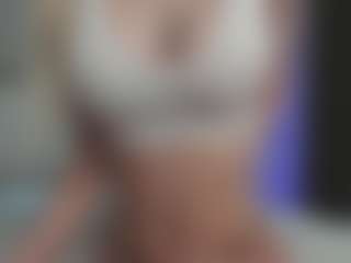 Live cam show with Breeze-see - Strip Toys on Soda Cam