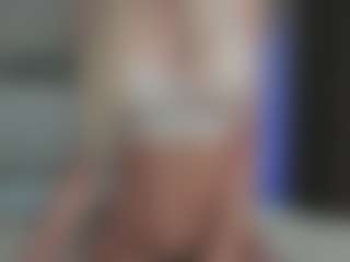 Live cam show with Breeze-see - Facial Piercings on Cam Slut