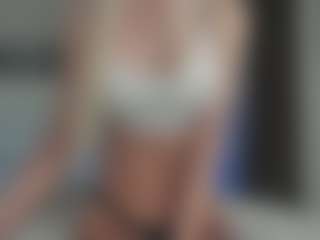 Breeze-see's Live Sex Cam Show