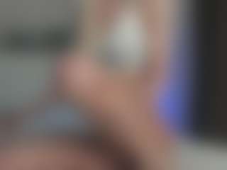 Breeze-see's Live Sex Cam Show