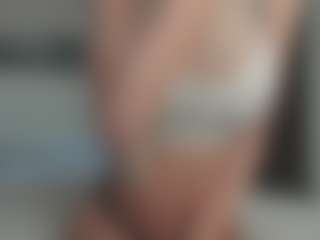 Breeze-see's Live Sex Cam Show